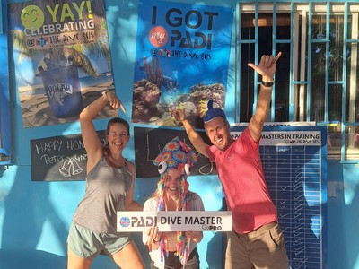 GO PRO PADI DIVEMASTER